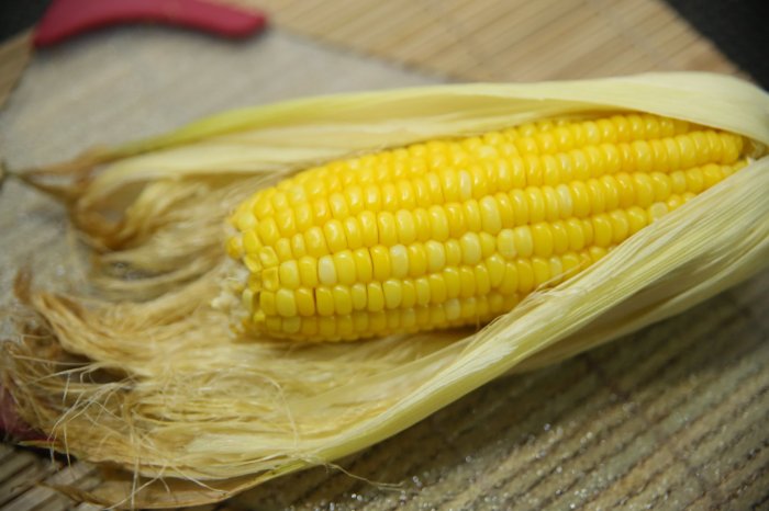 Corn yellow benefits health maize mais nutrition food look found